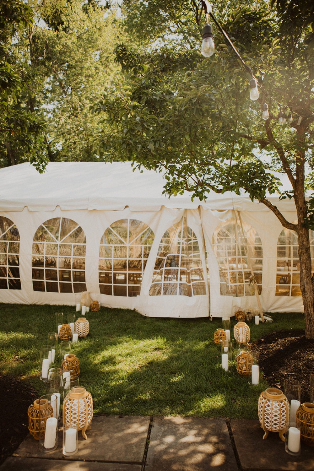Tent in backyard wedding 