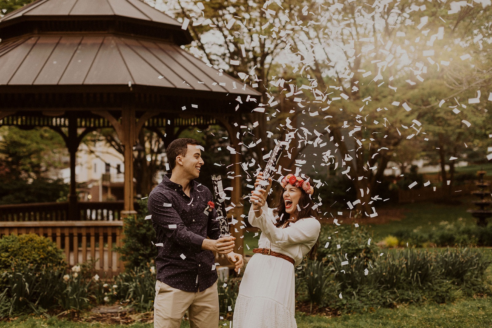 Couple pops confetti at Virginia park elopement