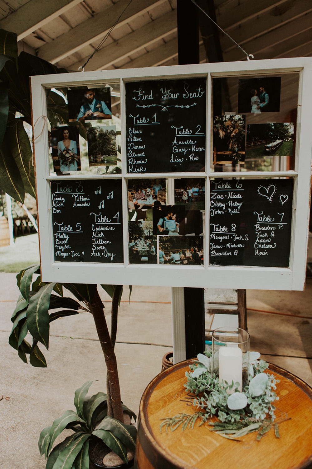 Table assignments with photos in a frame