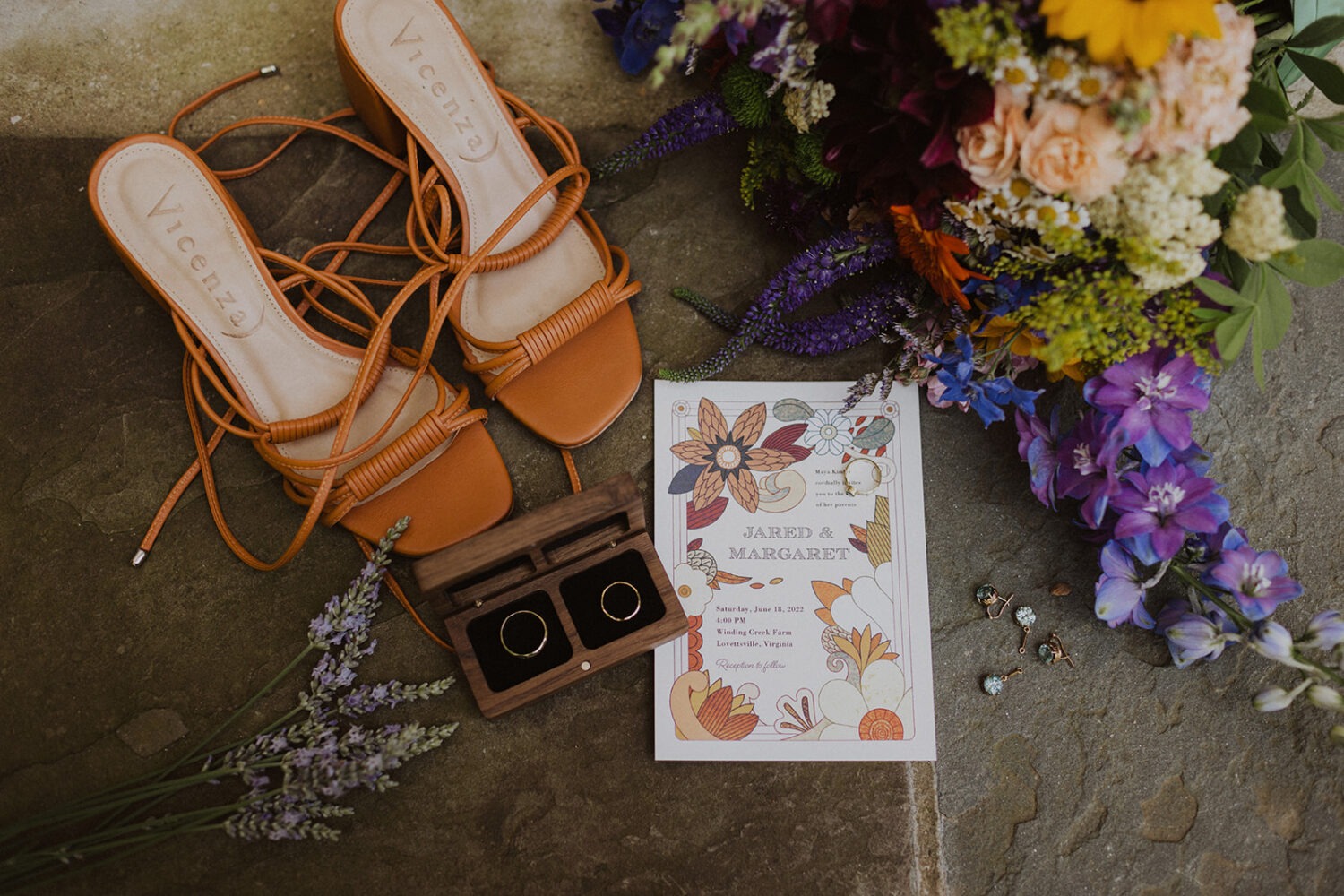 barn wedding ideas like colorful shoes and wedding bouquet