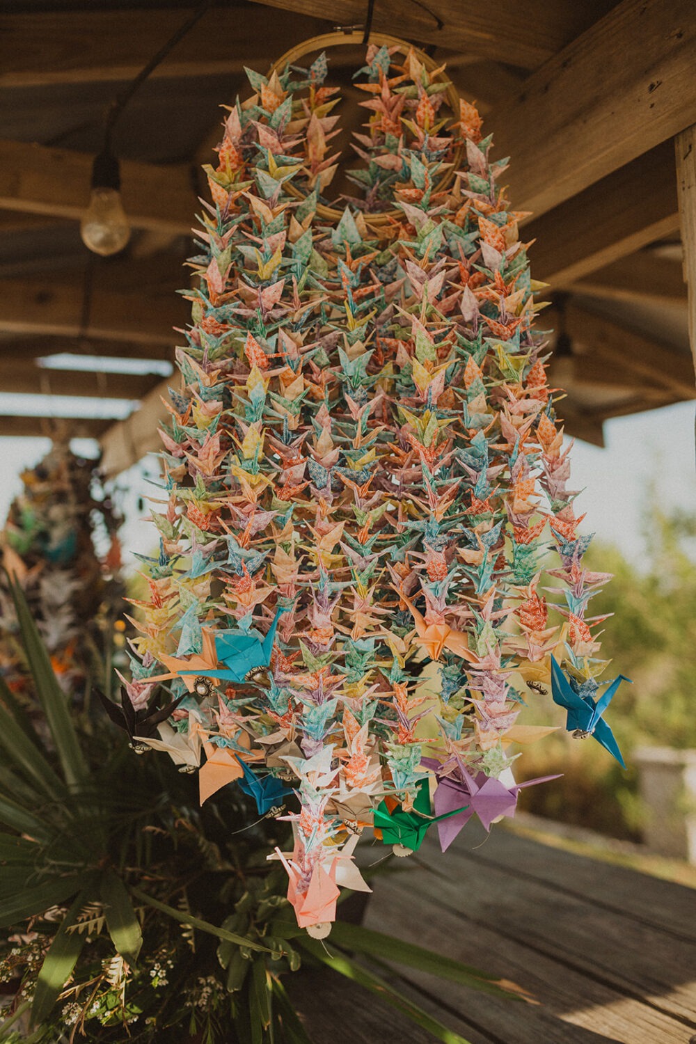 paper cranes as summer wedding decor
