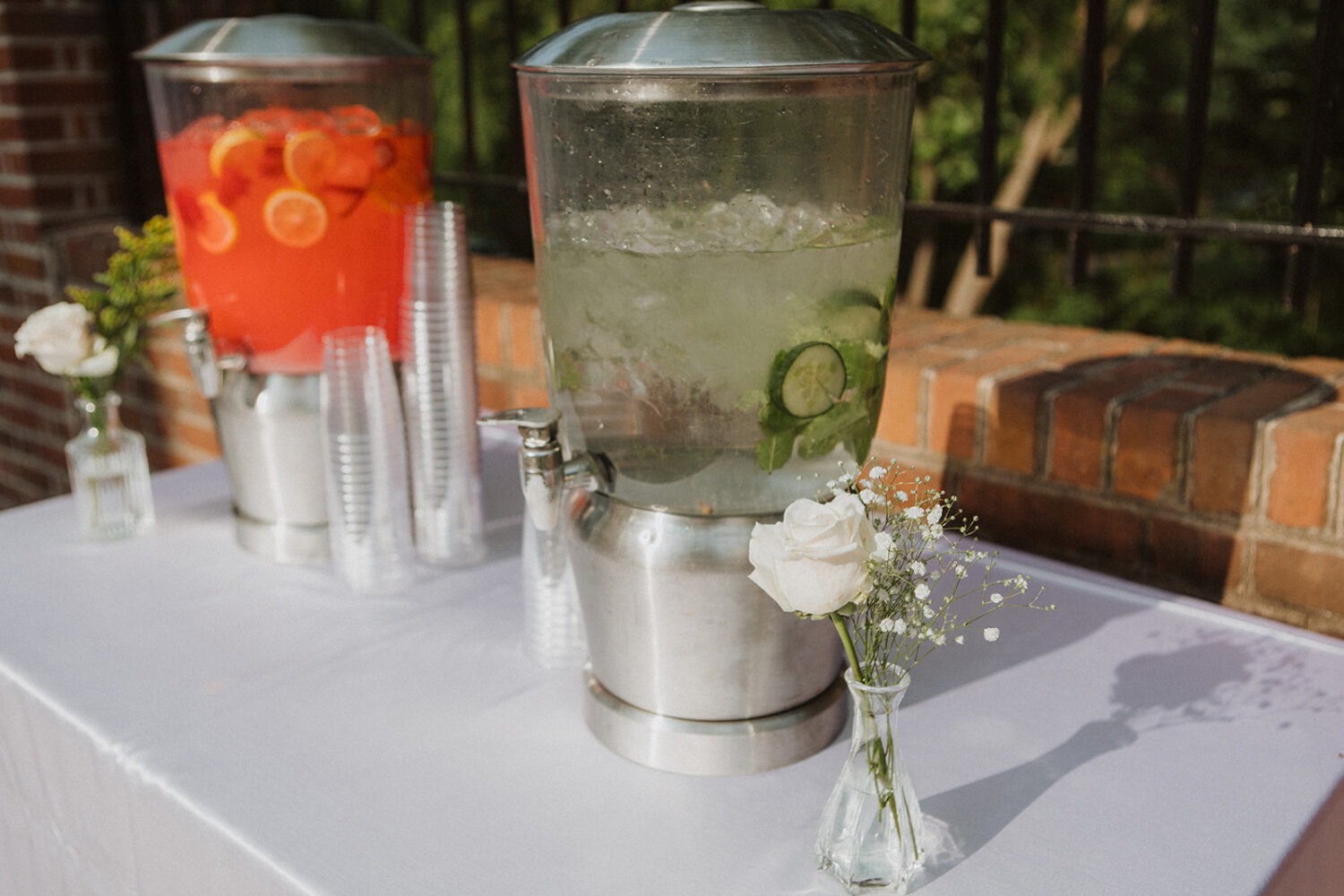 summer wedding ceremony drinks