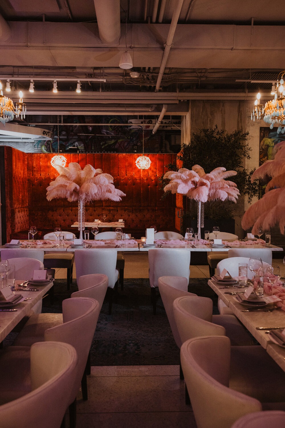 La Vie Restaurant wedding reception venue decor