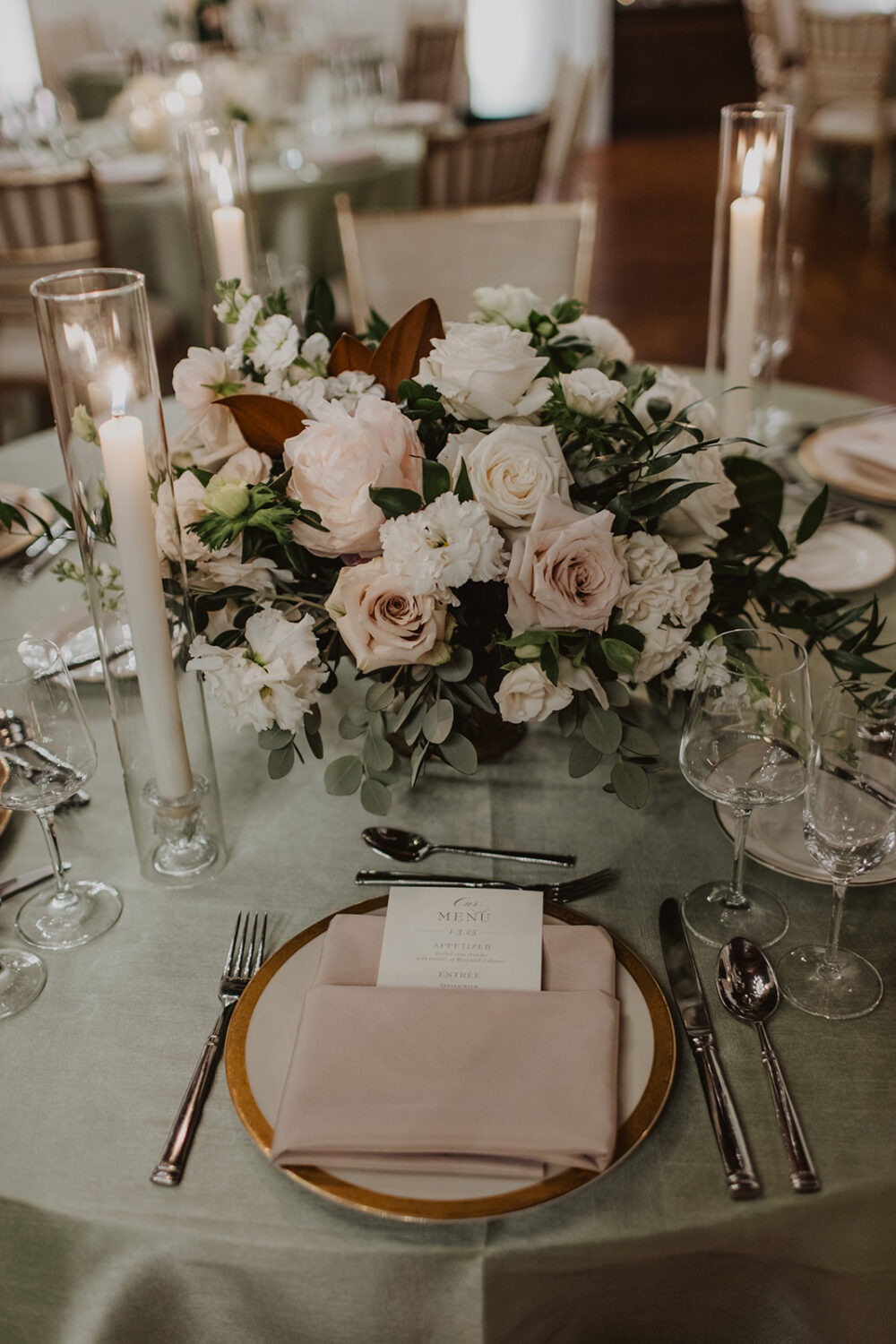 wedding floral table setting at St. Regis DC hotel