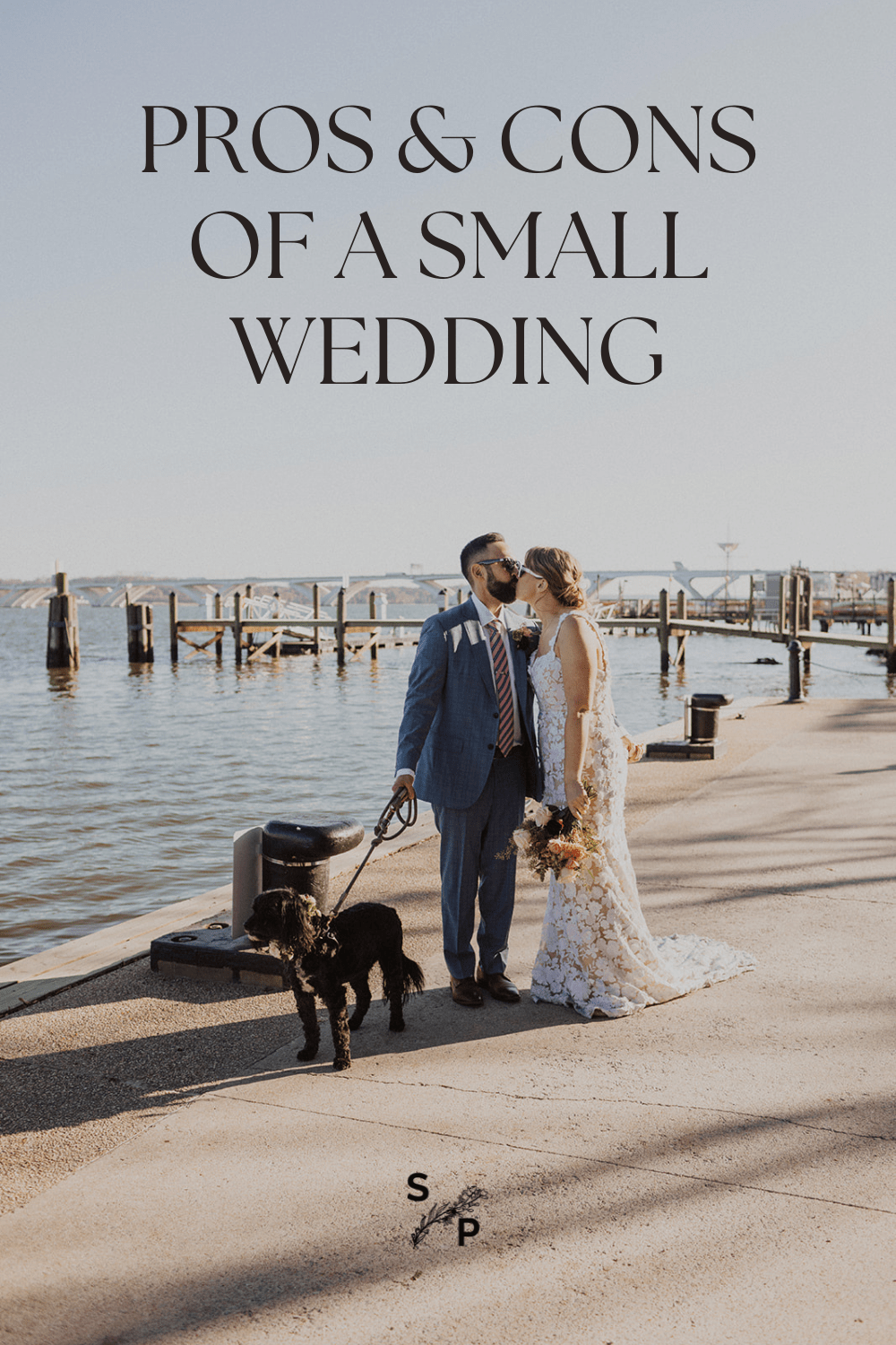 pros and cons of a alternate wedding size