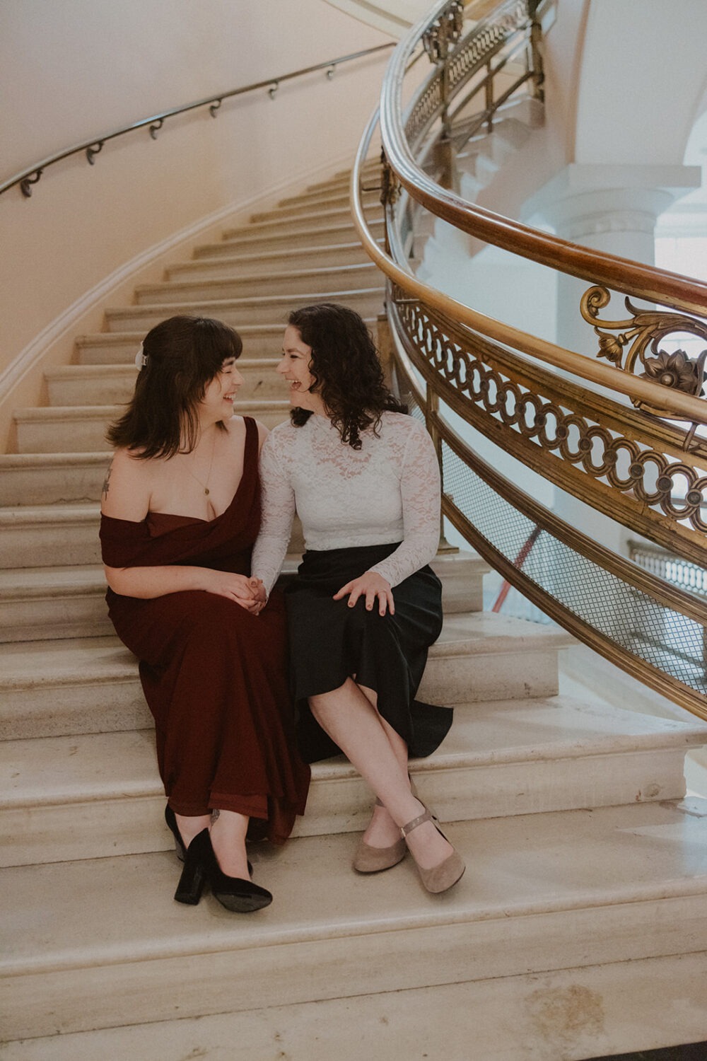couples photoshoot ideas on the stairs