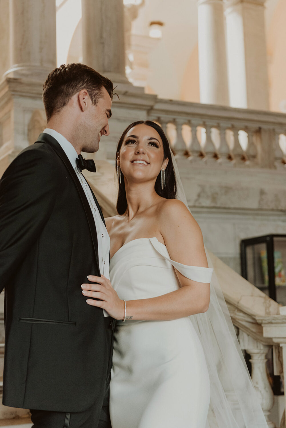 couples photoshoot ideas on the stairs