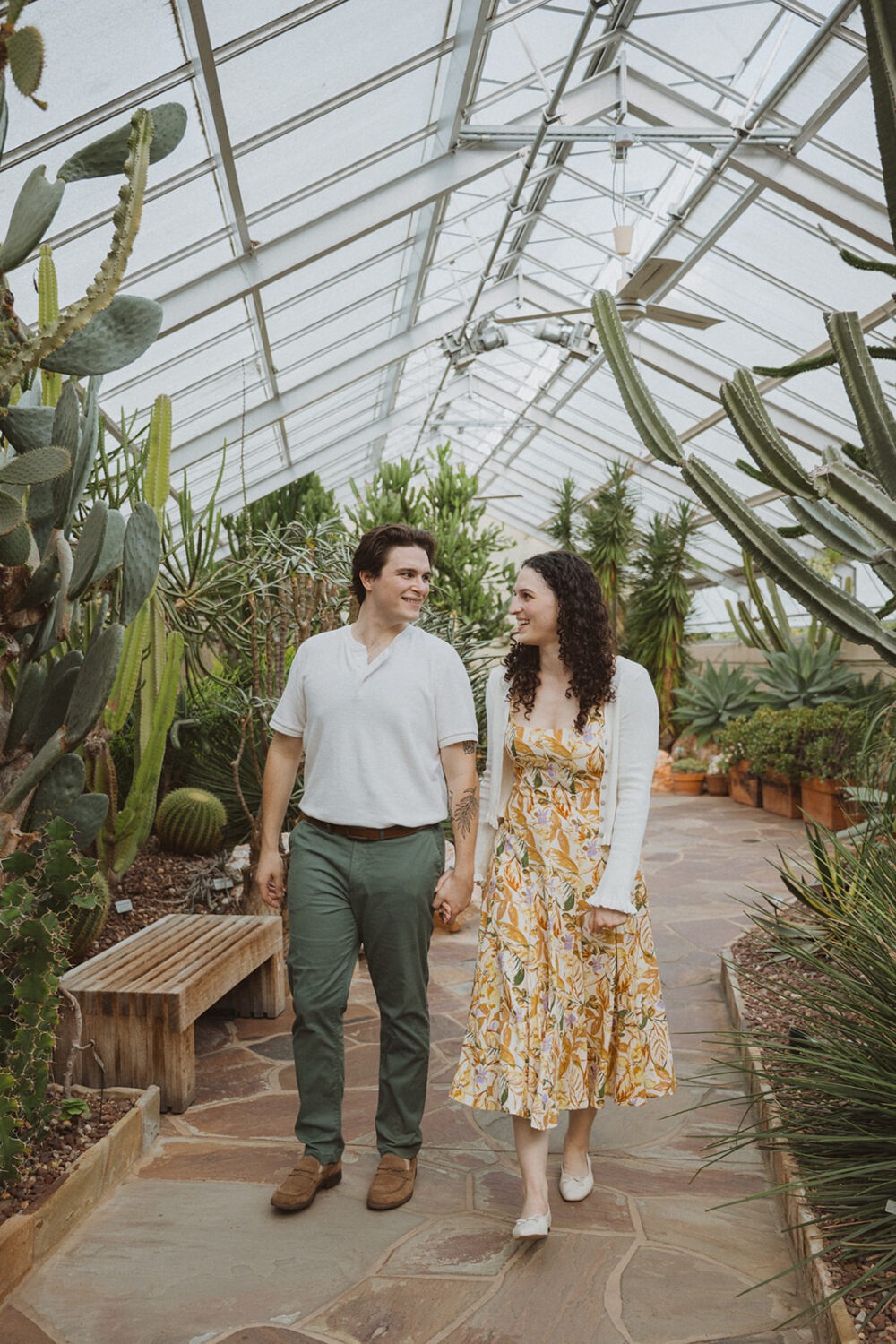 couple photoshoot ideas inside of the Rawlings Conservatory