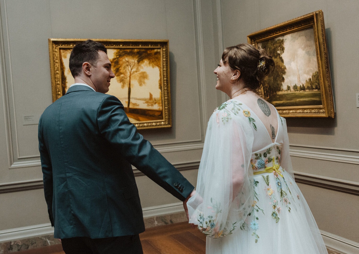 couples photoshoot ideas with portraits in the National Gallery of Art