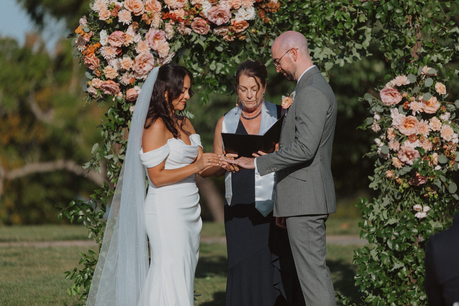 garden wedding ceremony at River Farm Alexandria Virginia